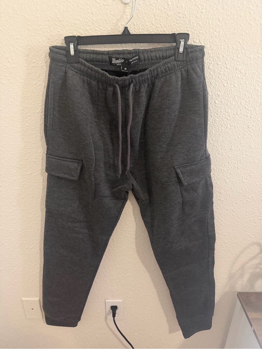 Brooklyn Cloth Charcoal Gray Cargo Sweatpants - Drawstring Joggers Size M